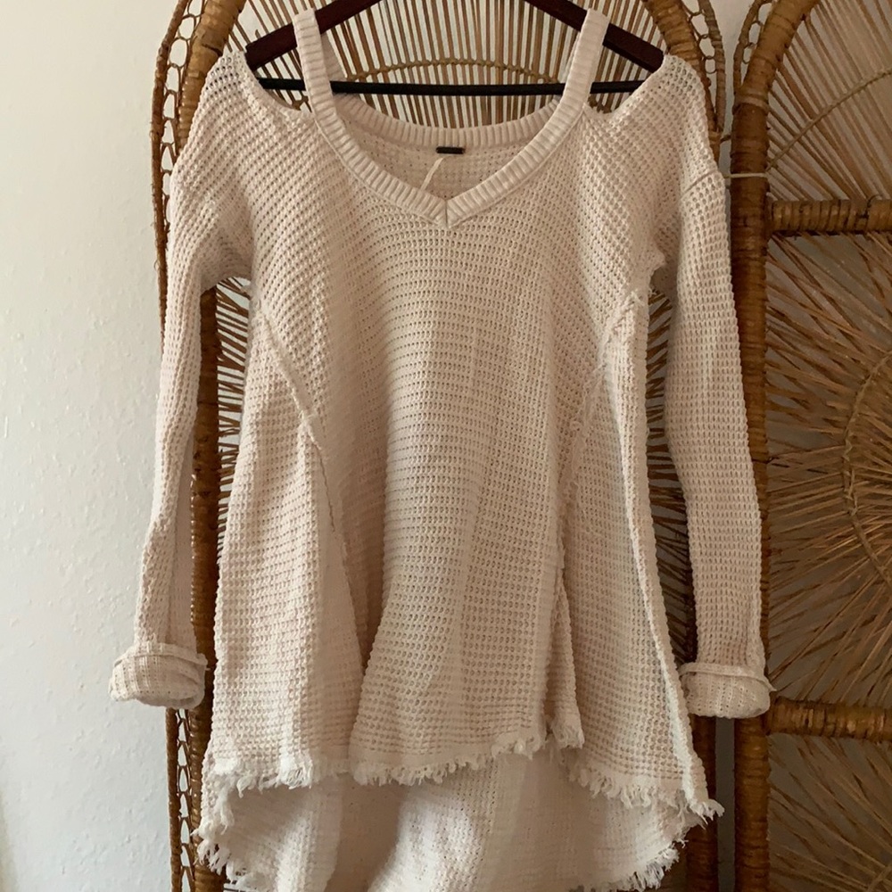 Sneaky Shoulders Sweater //